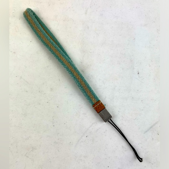 Gucci Camera/Phone Wristlet - Picture 1 of 4